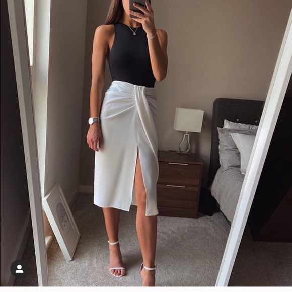 NWT - Zara Knotted Pareo Skirt - Picture 10 of 15